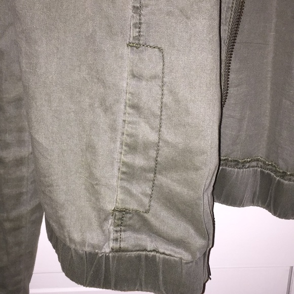 Navy Green Jacket - Picture 2 of 4